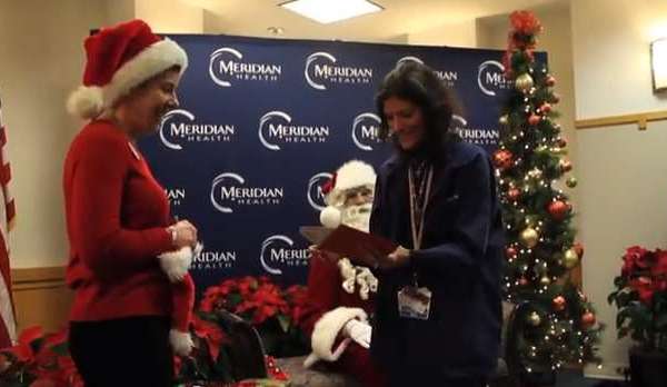 Soldier Disguised as Santa Gives Mom a Big Surprise