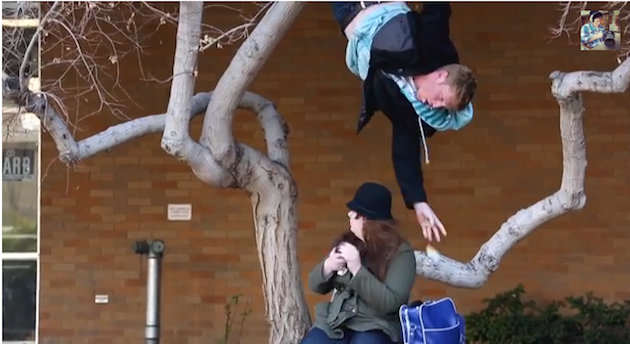 reverse pickpocketing1