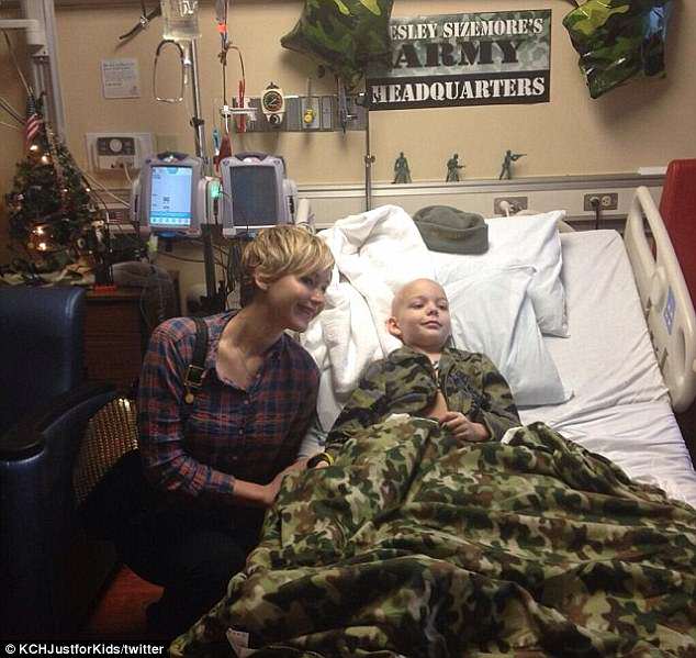 Jennifer Lawrence visited sick child