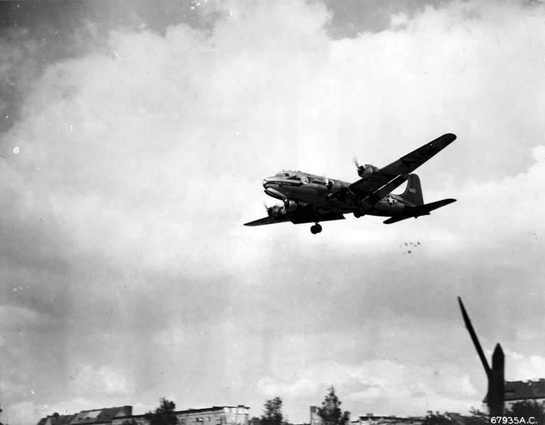 candy bomber drop