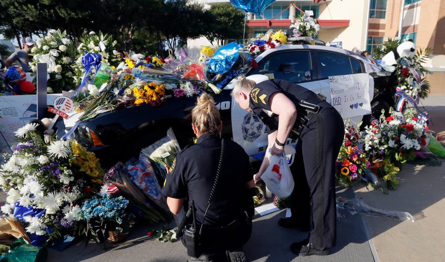 acts of kindness towards police