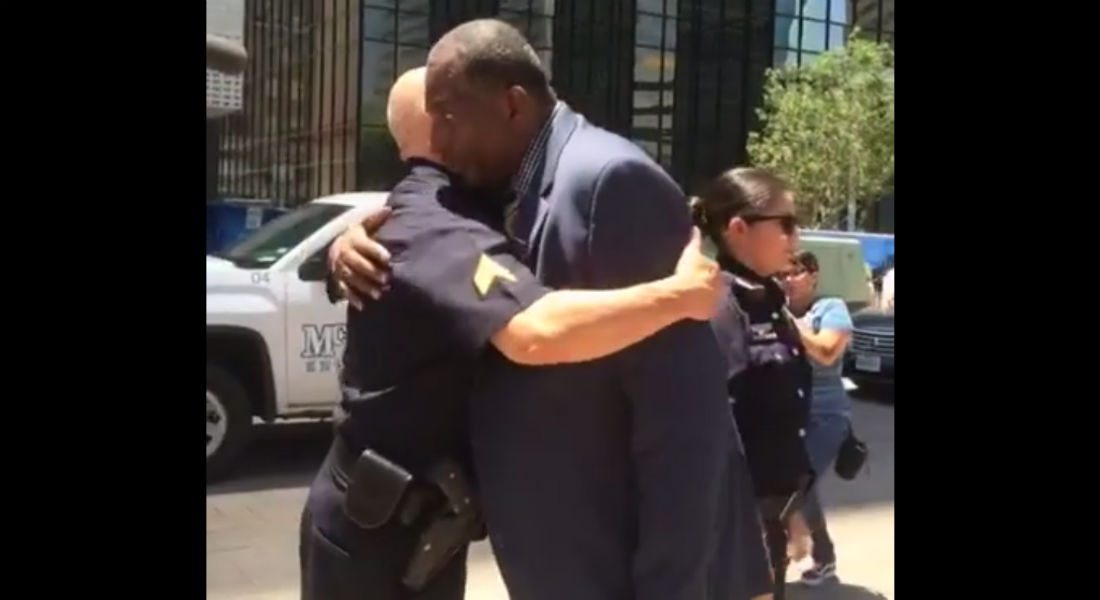 hugs-for-police