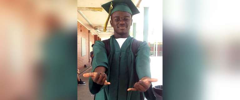 mom-surprised-son-with-confirmation-of-citizenship