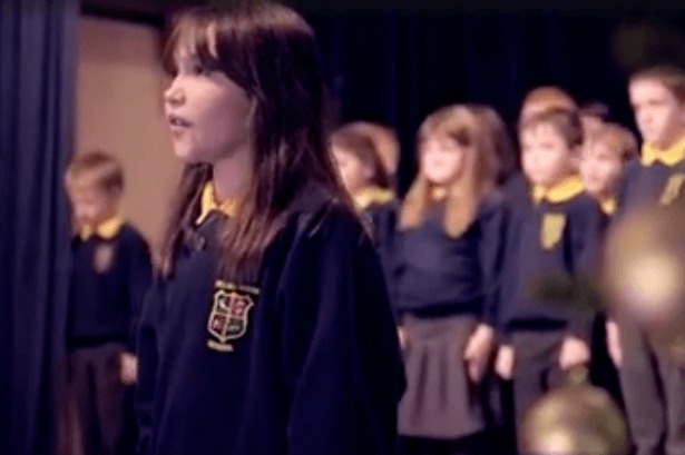 special-needs-girl-sings