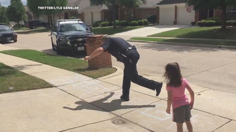 Texas cop hopscotch