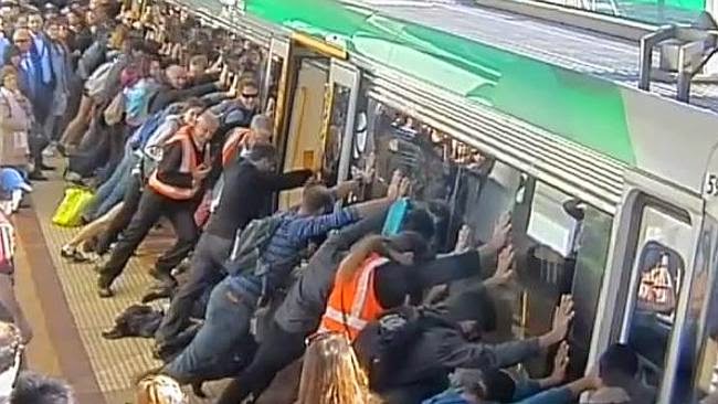 passengers lift train