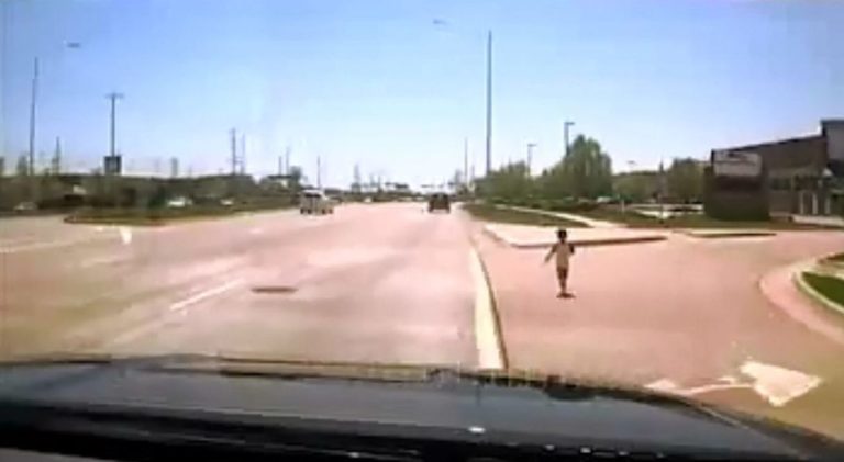 cop rescues toddler