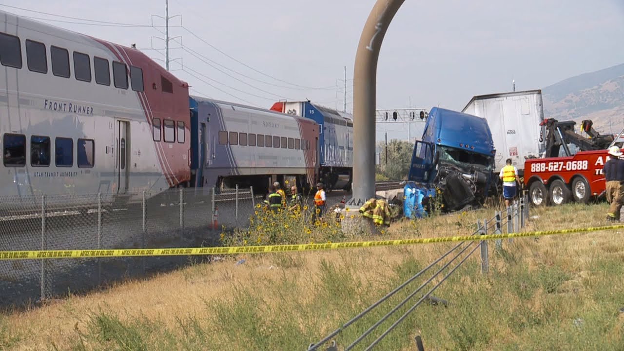 cop and Good samaritan train