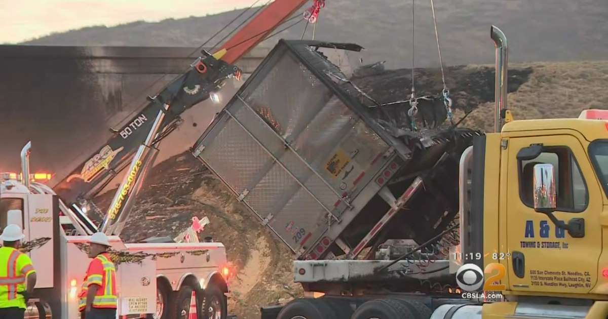 truck goes off freeway