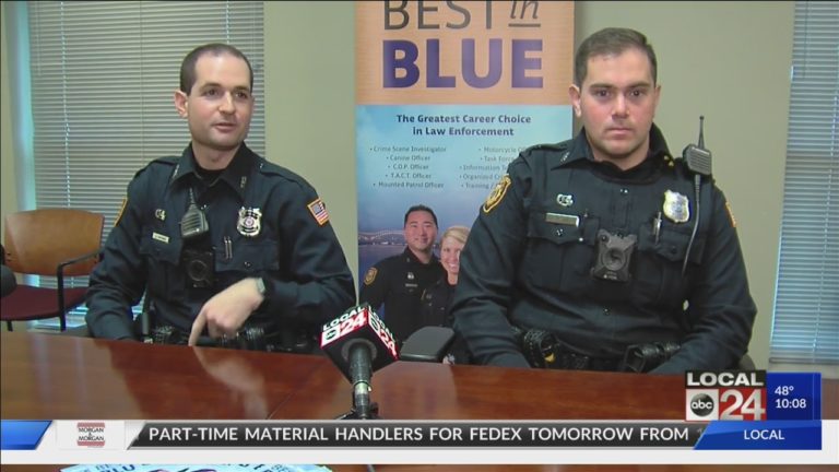 Memphis Police Officers show act of kindness