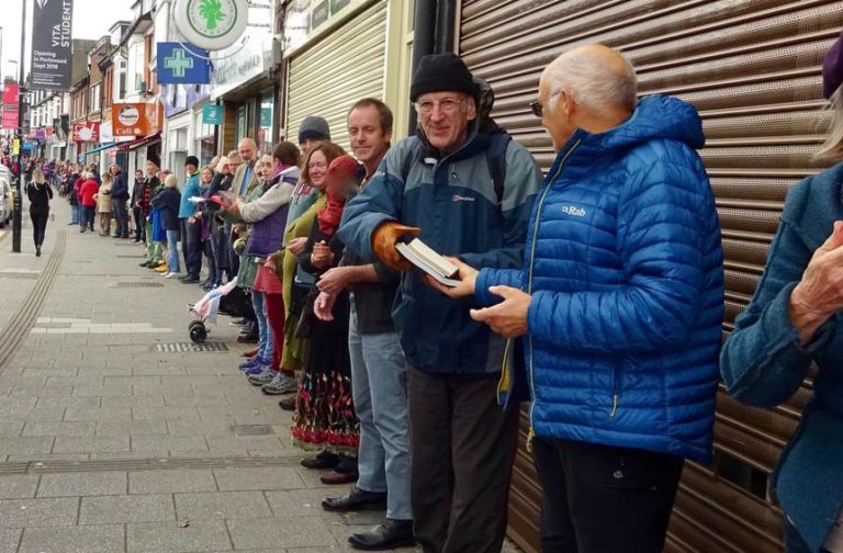 human_chain_to move bookstore