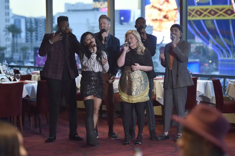 kelly clarkson and pentatonix