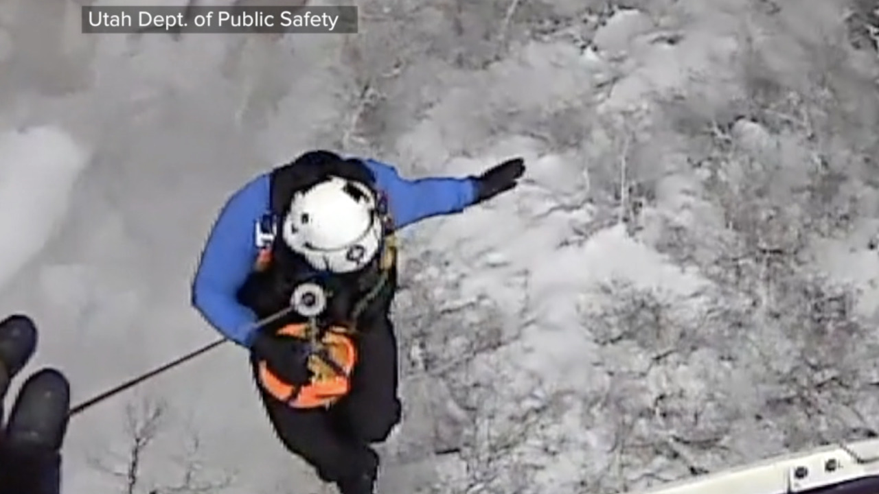 az man gets rescued quicksand
