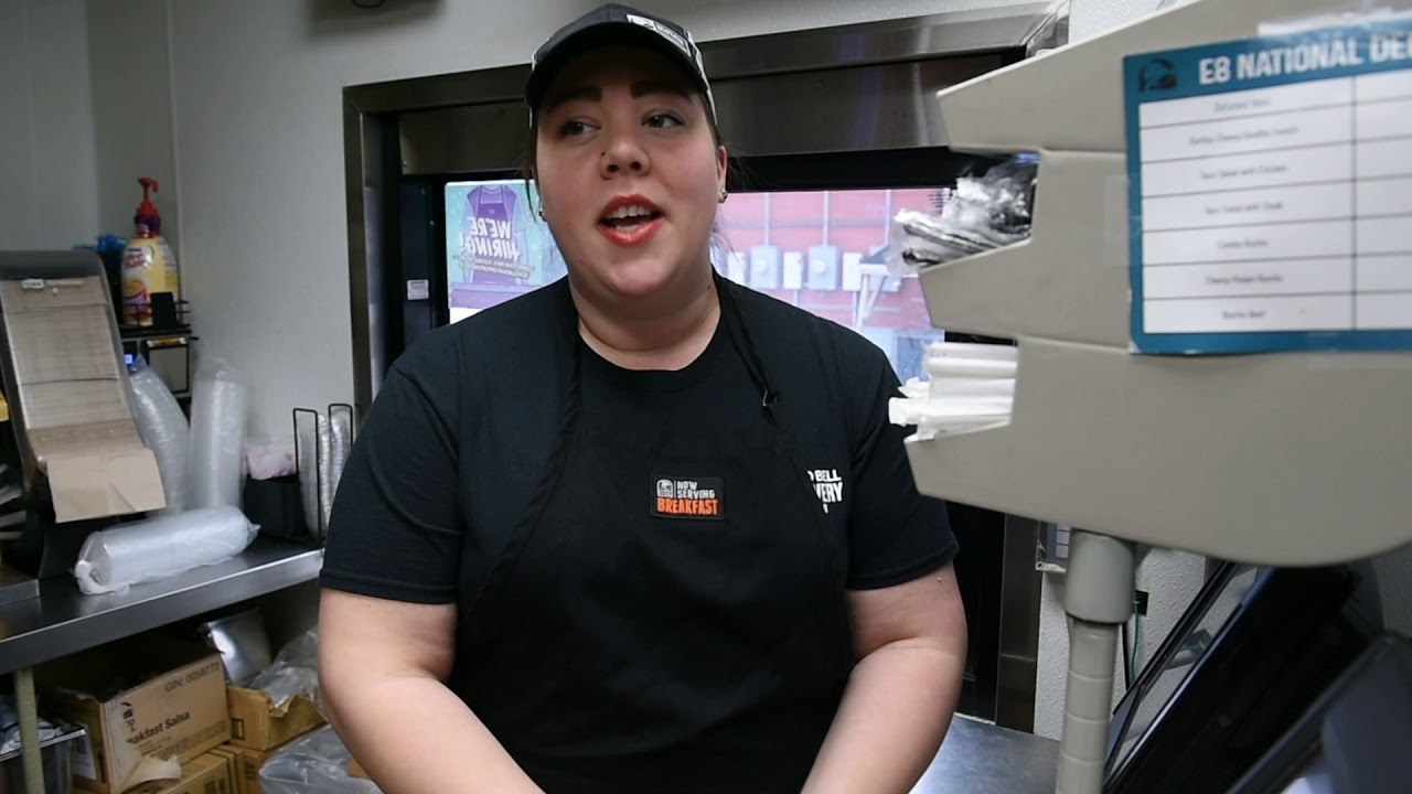 taco bell employee kindness