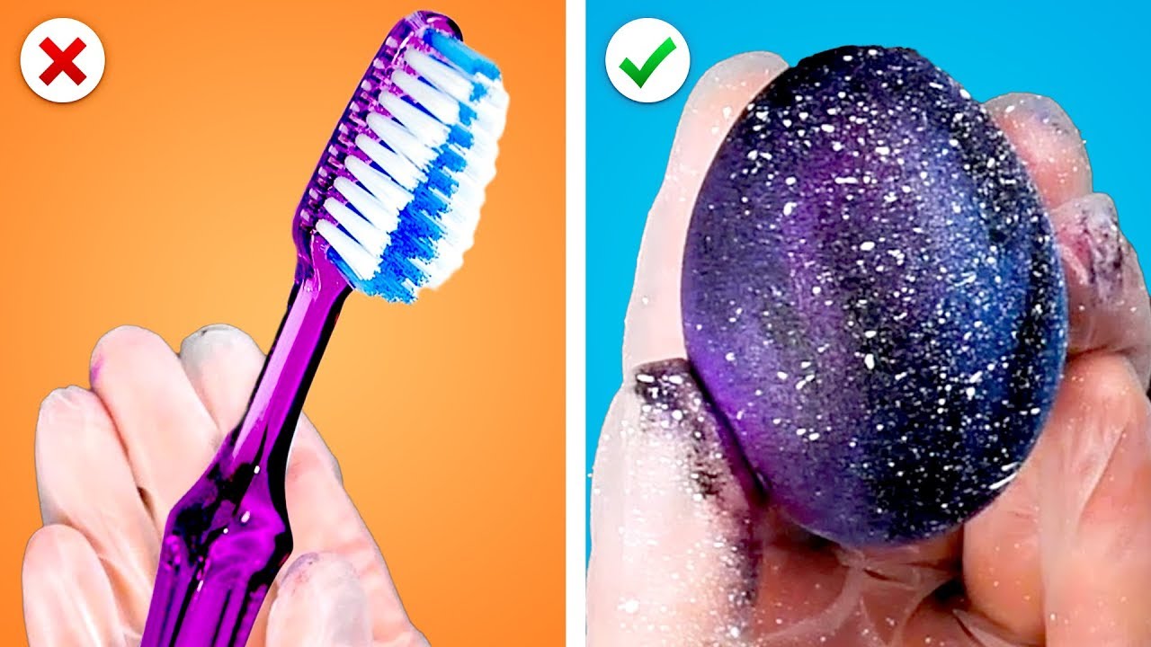 easter eggs decorating