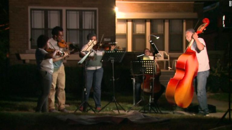 musicians-who-play-music-at-crime-scenes
