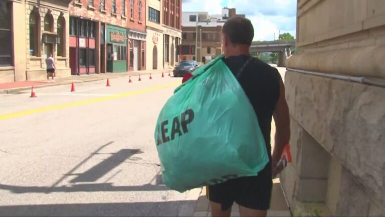 ron-williams-trash-samaritan