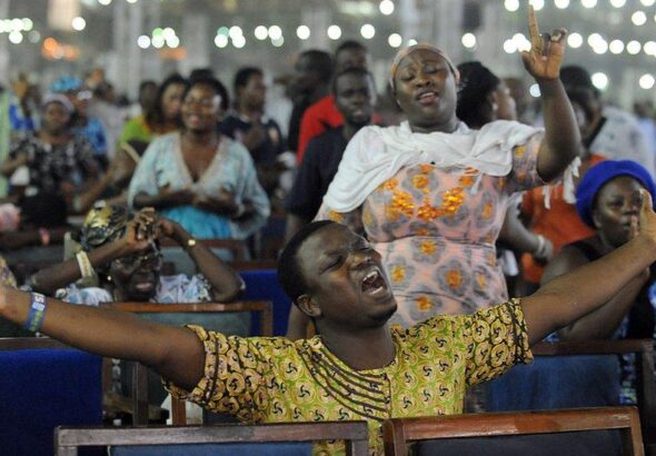 nigerians defy through worship 2